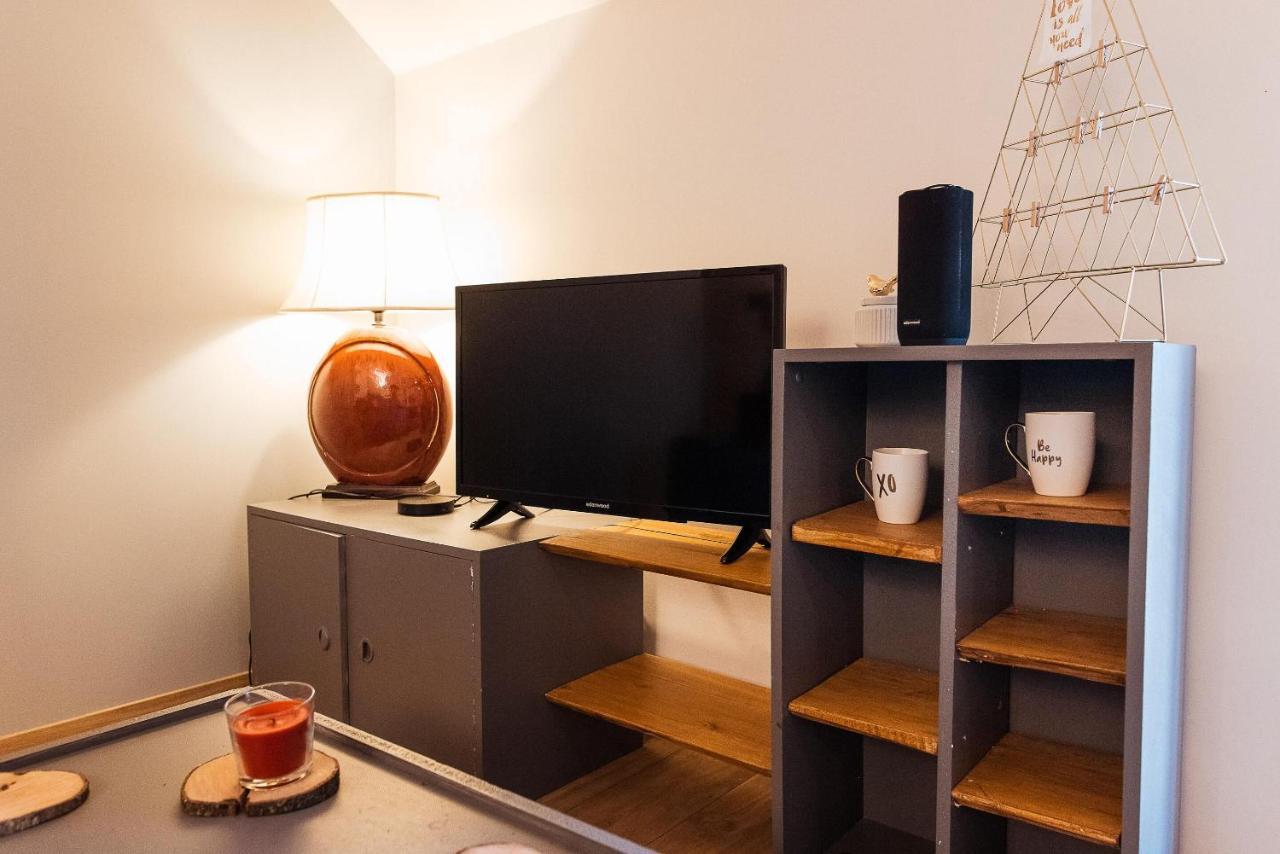 Studio Confortable, Parking Et Jardin Bucheres Luaran gambar